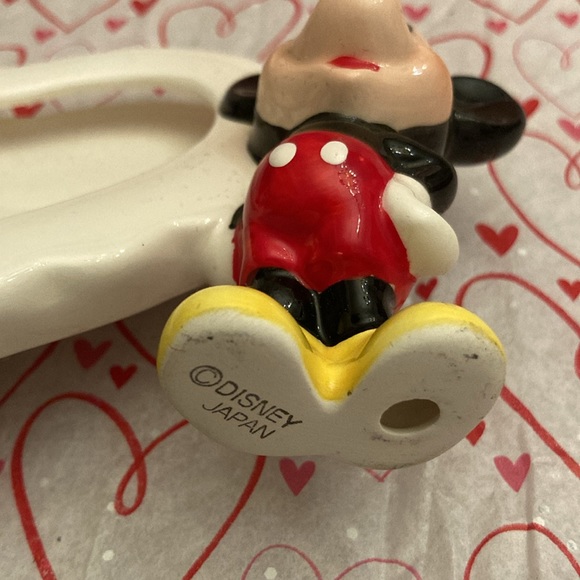ADORABLE Ceramic HEART FRAME w/3D Minnie& Mickey Mouse; integrated rear support - Picture 6 of 6